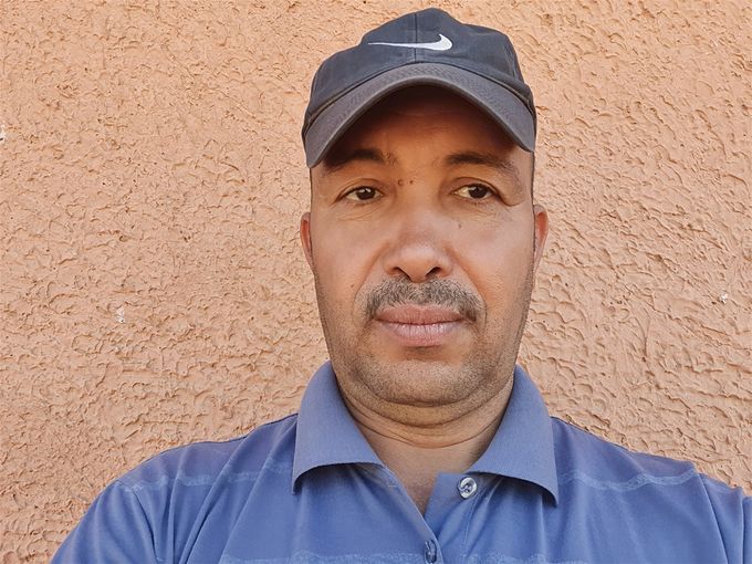 Intitulé : LES OASIS DU GOURARA ET LES DEFIS ECONOMIQUES DANS L'AVENIR. Monsieur Abdeslam Kaddouri Animateur associatif Wilaya de Timimoun  Algérie